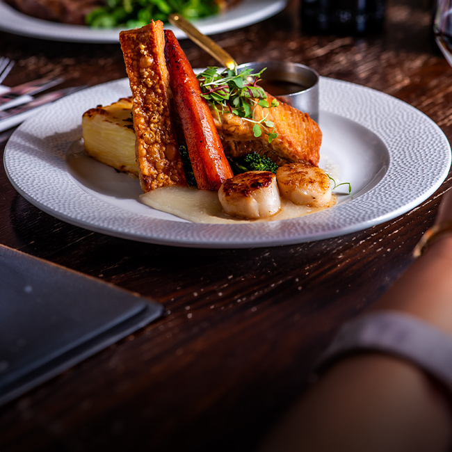 Explore our great offers on Pub food at The King William IV